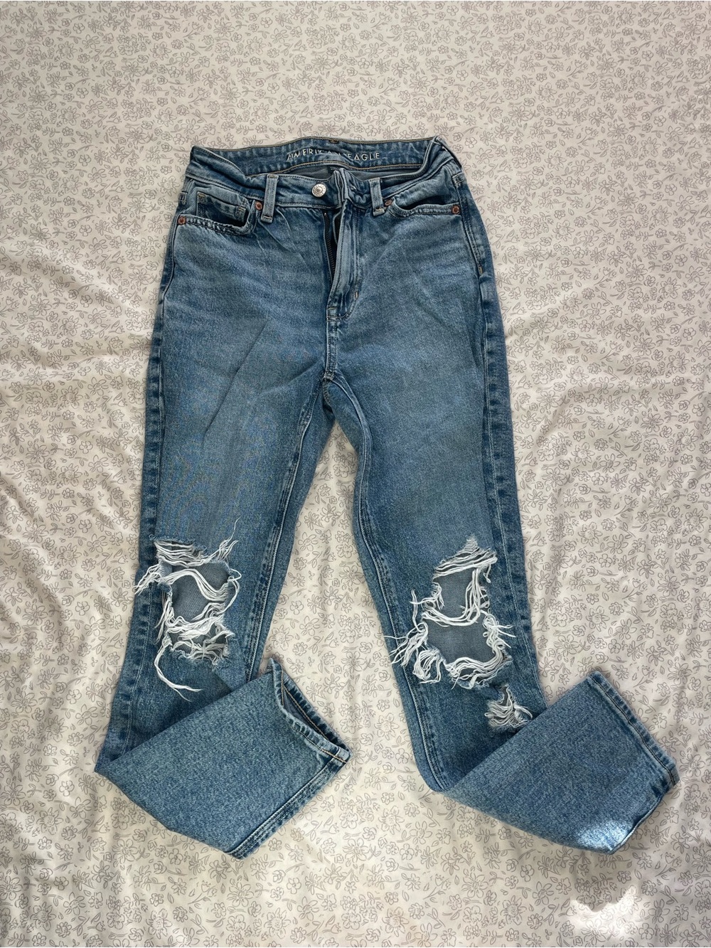 AE mom jeans